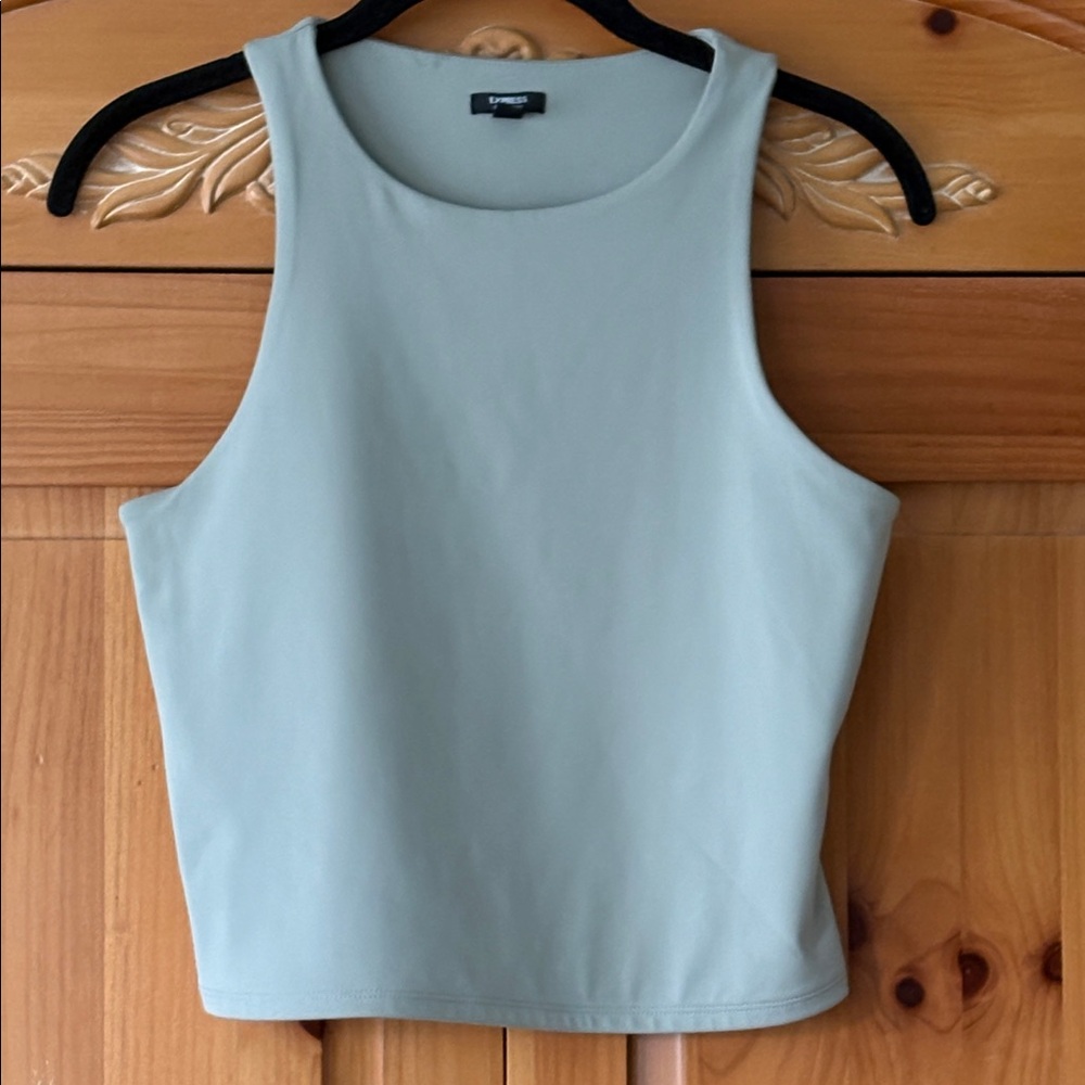 🌟HP🌟Express Body Contour High Compression High Neck Cropped Tank